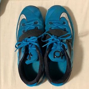 Kevin Durant 7 Sneakers - size 6.5Y